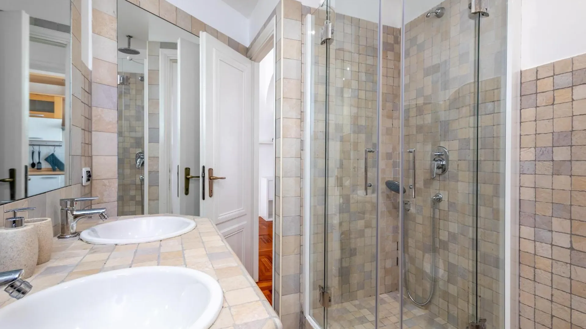 Your Elegant Loft At Termini Station Roma 0*,